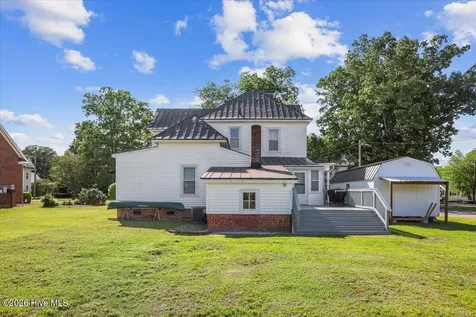 104 N Vance Street Fremont NC 27830