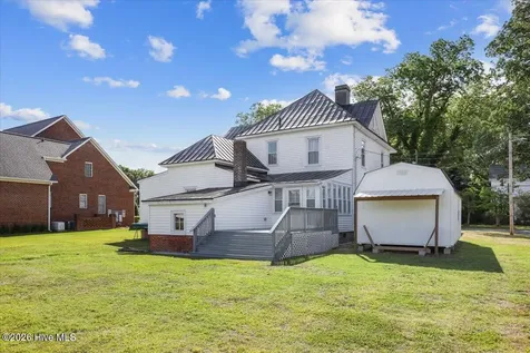 104 N Vance Street Fremont NC 27830