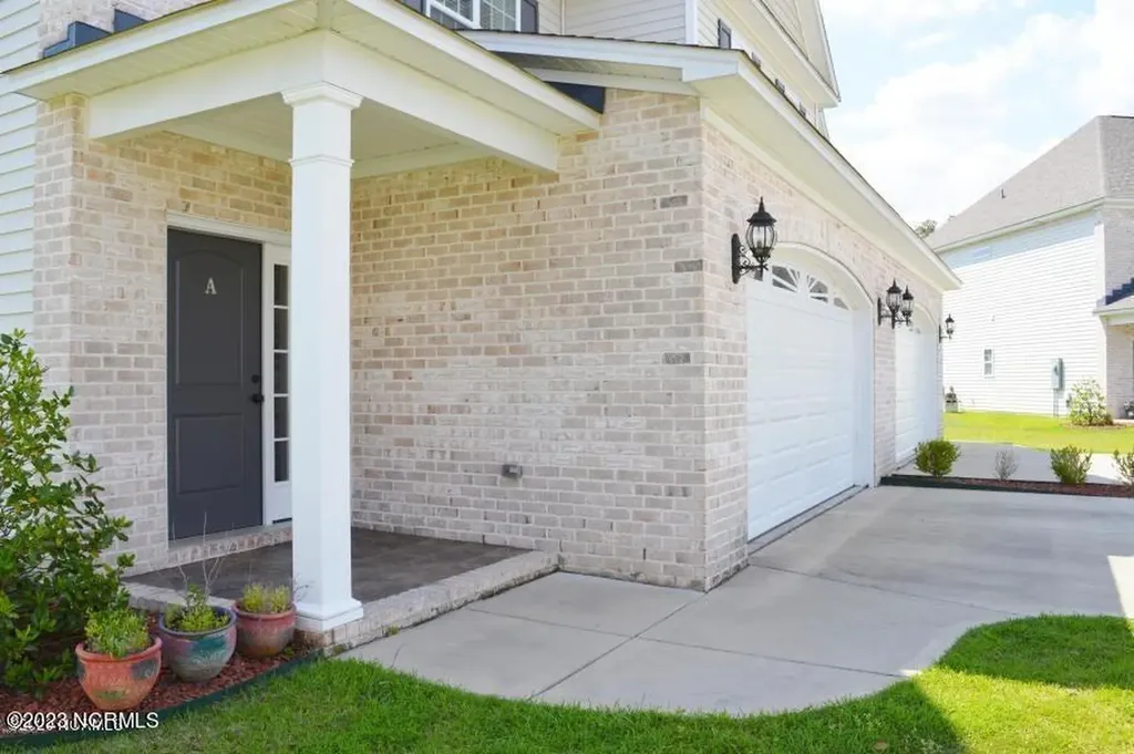 2020 Leighton Drive Greenville NC 27834