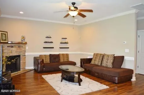 2020 Leighton Drive Greenville NC 27834