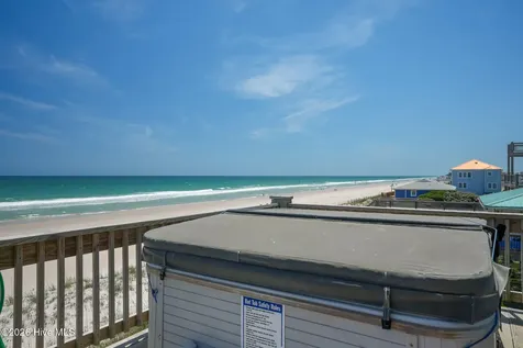 516 Ocean Drive North Topsail Beach NC 28460