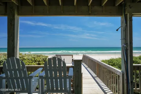 516 Ocean Drive North Topsail Beach NC 28460