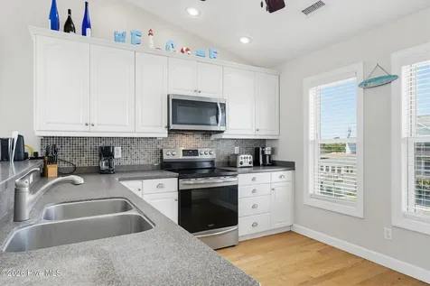 516 Ocean Drive North Topsail Beach NC 28460