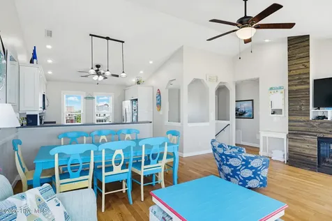 516 Ocean Drive North Topsail Beach NC 28460