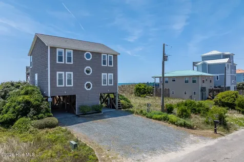 516 Ocean Drive North Topsail Beach NC 28460