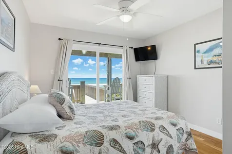 516 Ocean Drive North Topsail Beach NC 28460