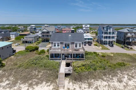 516 Ocean Drive North Topsail Beach NC 28460