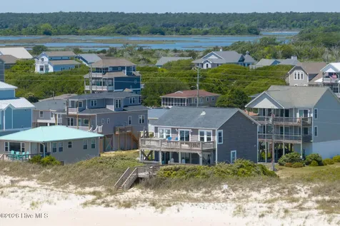 516 Ocean Drive North Topsail Beach NC 28460