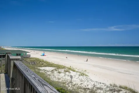 516 Ocean Drive North Topsail Beach NC 28460