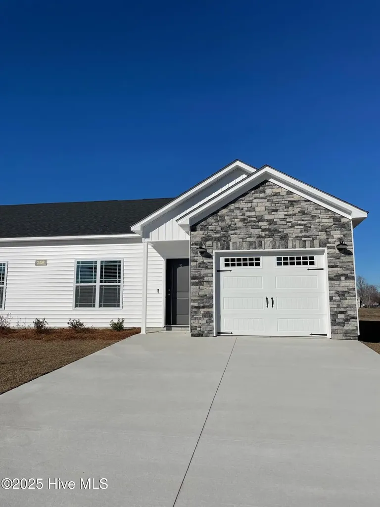 2308 Sweet Bay Drive Greenville NC 27834