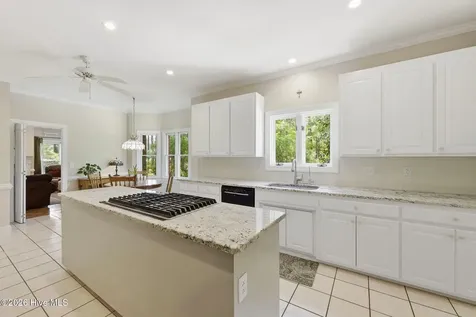204 Firestone Court New Bern NC 28562