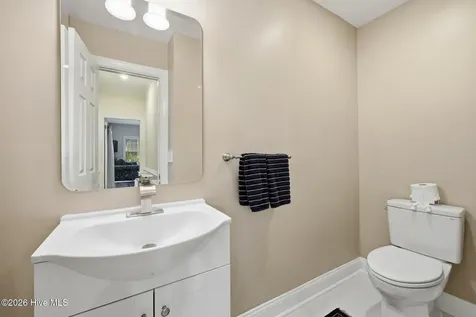 204 Firestone Court New Bern NC 28562