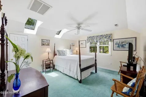 204 Firestone Court New Bern NC 28562
