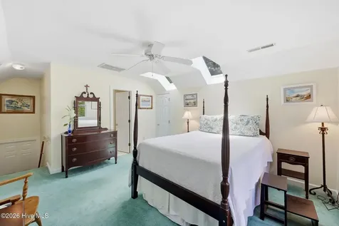 204 Firestone Court New Bern NC 28562