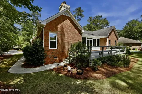 204 Firestone Court New Bern NC 28562
