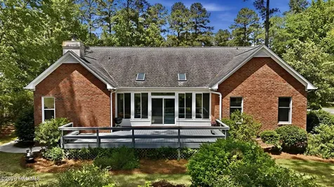 204 Firestone Court New Bern NC 28562