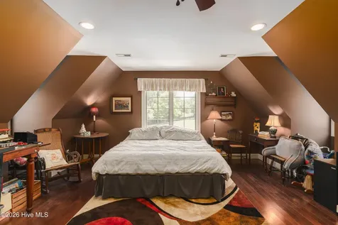 235 Griffin Lake Road Vass NC 28394