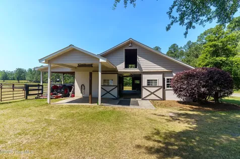 235 Griffin Lake Road Vass NC 28394