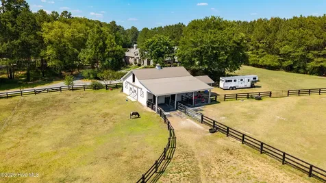 235 Griffin Lake Road Vass NC 28394