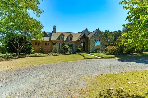 235 Griffin Lake Road Vass NC 28394