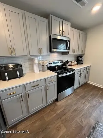 1182 King Eider Way Winnabow NC 28479