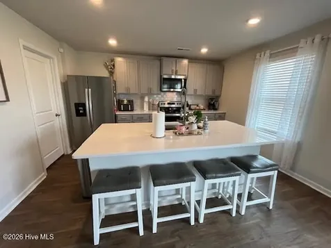 1182 King Eider Way Winnabow NC 28479