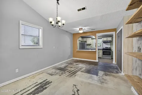 3900 Fawn Creek Drive Wilmington NC 28409