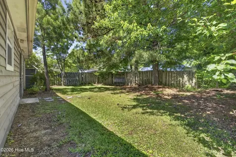 3900 Fawn Creek Drive Wilmington NC 28409