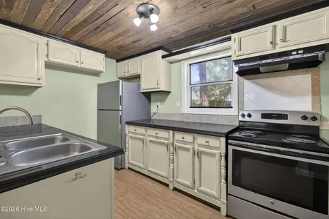 3900 Fawn Creek Drive Wilmington NC 28409