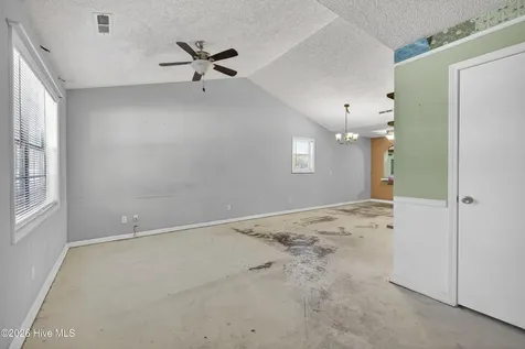 3900 Fawn Creek Drive Wilmington NC 28409