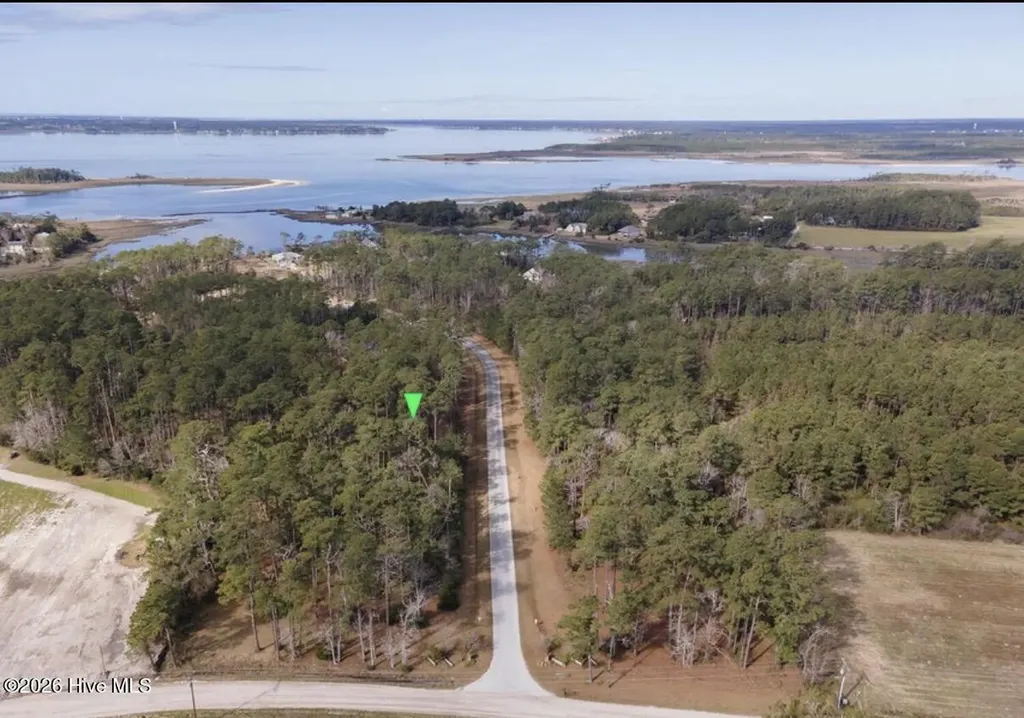 221 Bridgewater Drive Beaufort NC 28516