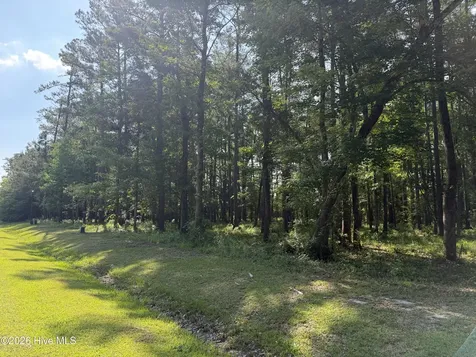 221 Bridgewater Drive Beaufort NC 28516