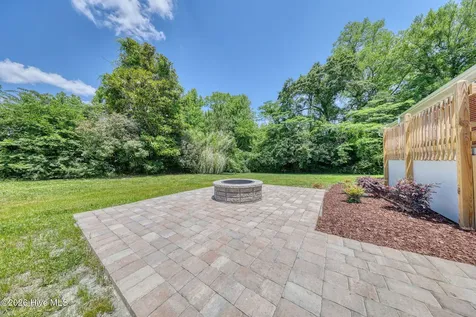 13 Holland Drive Castle Hayne NC 28429