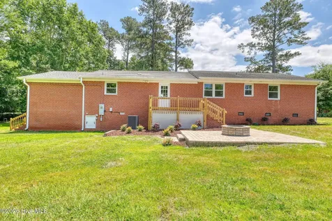 13 Holland Drive Castle Hayne NC 28429