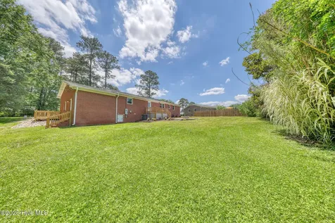 13 Holland Drive Castle Hayne NC 28429