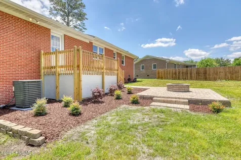 13 Holland Drive Castle Hayne NC 28429