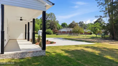 2212 M L King Jr Parkway SE Wilson NC 27893