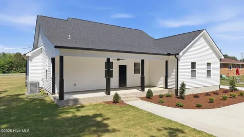 2212 M L King Jr Parkway SE Wilson NC 27893