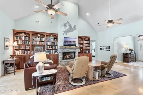 1016 Captain Adkins Drive SE Southport NC 28461
