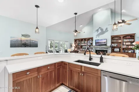 1016 Captain Adkins Drive SE Southport NC 28461