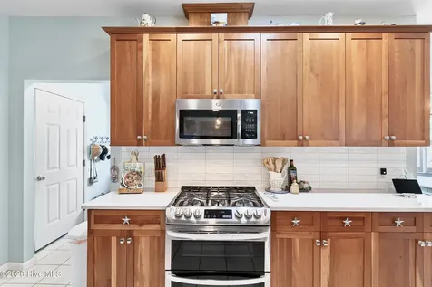 1016 Captain Adkins Drive SE Southport NC 28461