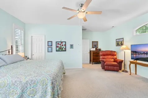 1016 Captain Adkins Drive SE Southport NC 28461