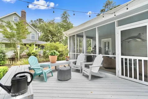 1016 Captain Adkins Drive SE Southport NC 28461