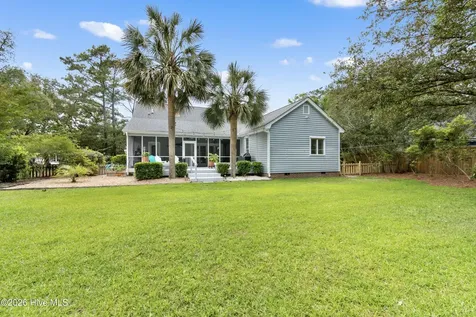 1016 Captain Adkins Drive SE Southport NC 28461