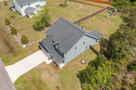 303 Red Cedar Drive Sneads Ferry NC 28460