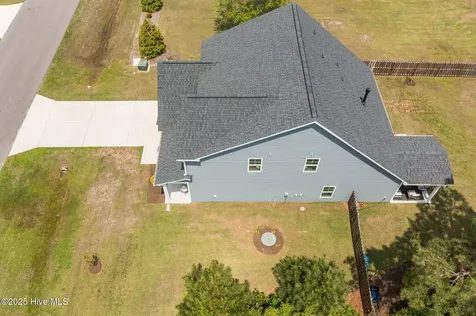 303 Red Cedar Drive Sneads Ferry NC 28460