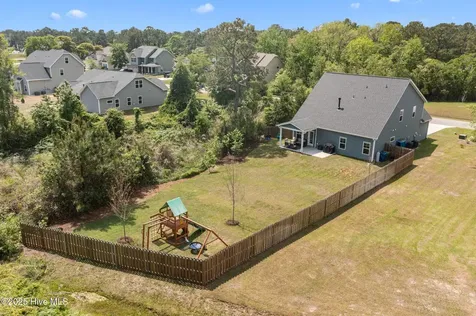 303 Red Cedar Drive Sneads Ferry NC 28460