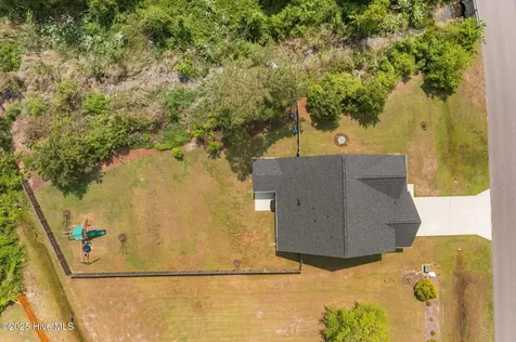 303 Red Cedar Drive Sneads Ferry NC 28460