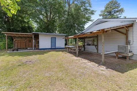1905 Hullwood Drive Kinston NC 28504