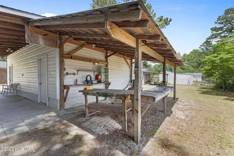 1905 Hullwood Drive Kinston NC 28504